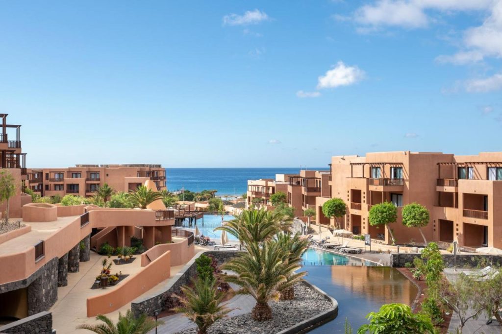 BarcelÃ³ Tenerife all-inclusive resort